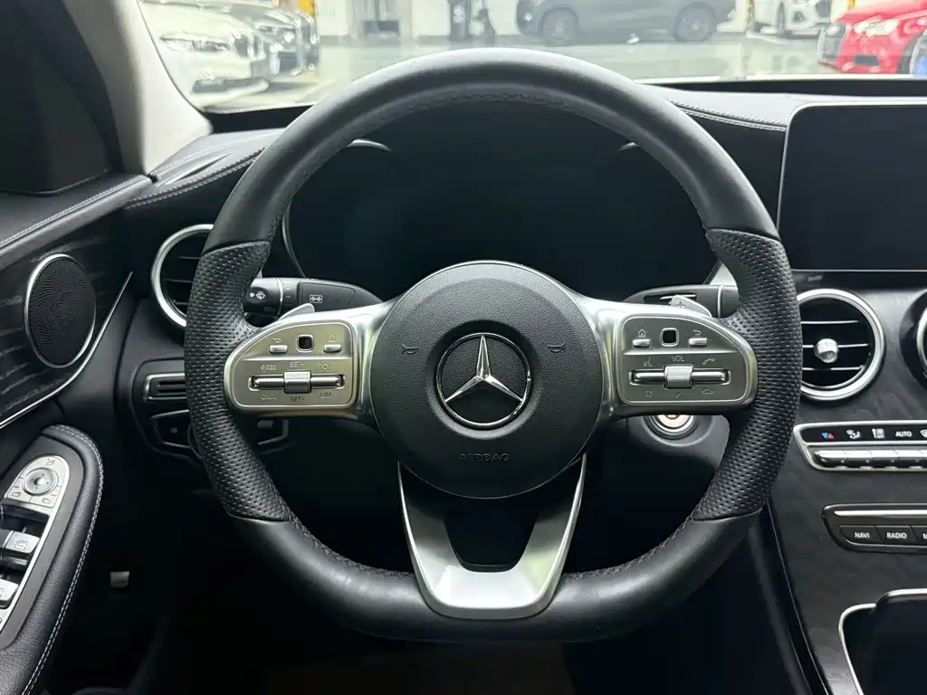 Mercedes-Benz C-Class — миниатюра 39