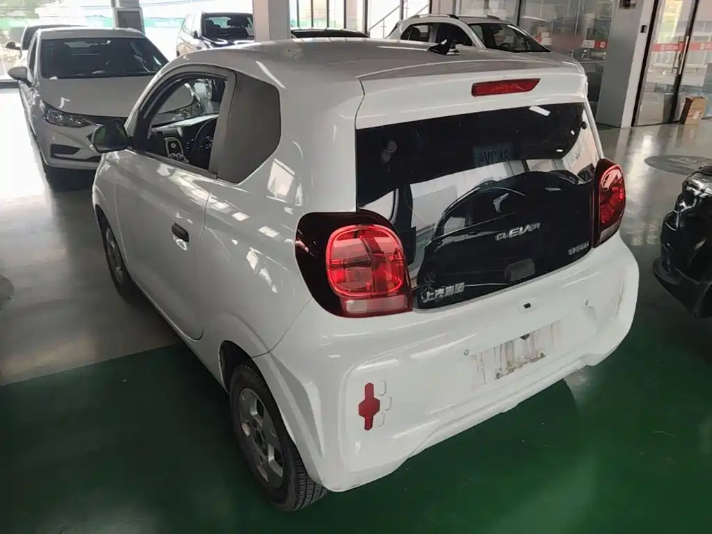Roewe Clever — миниатюра 4