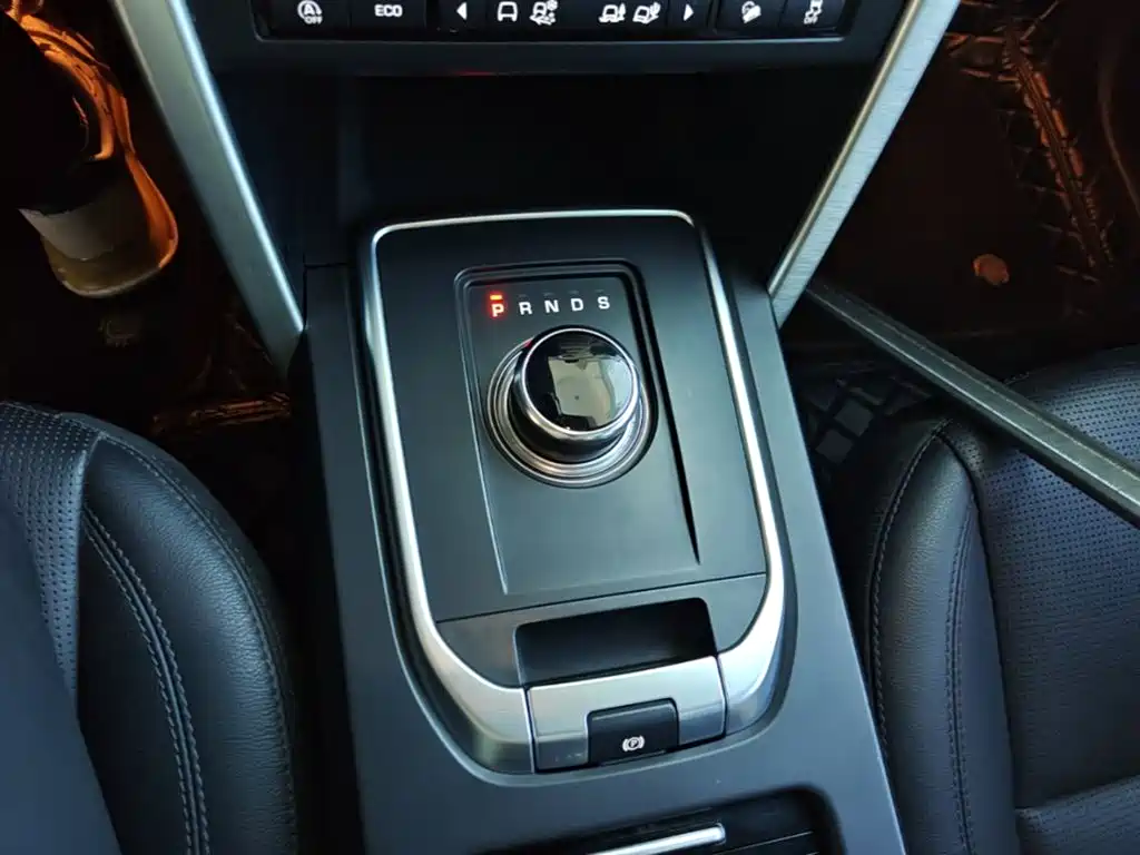 Land Rover Discovery Sport — миниатюра 14