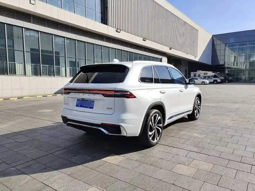 Geely Xingyue L — миниатюра 9