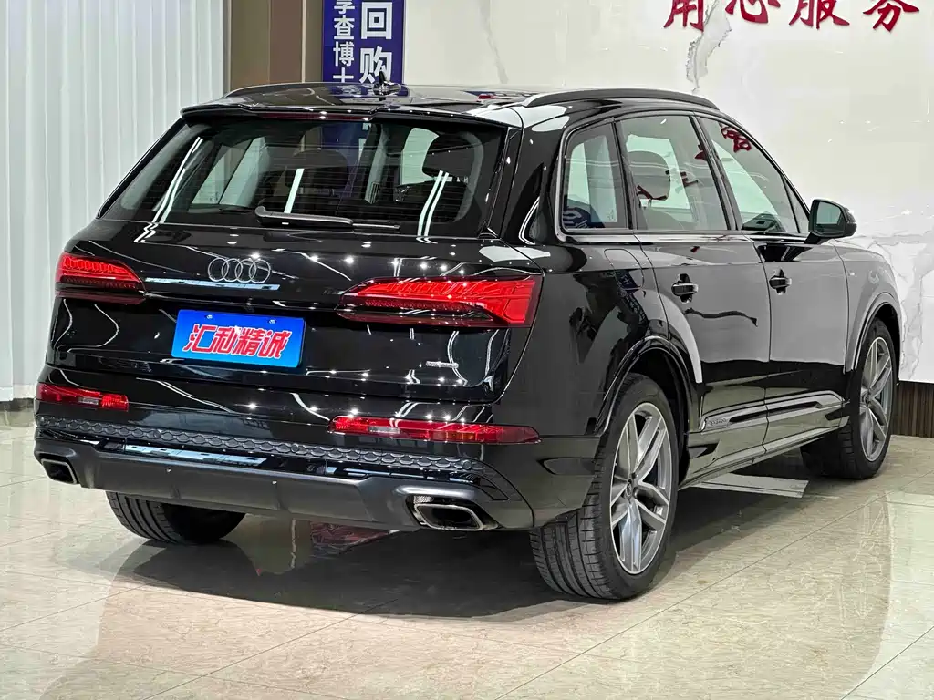 Audi Q7 — миниатюра 20