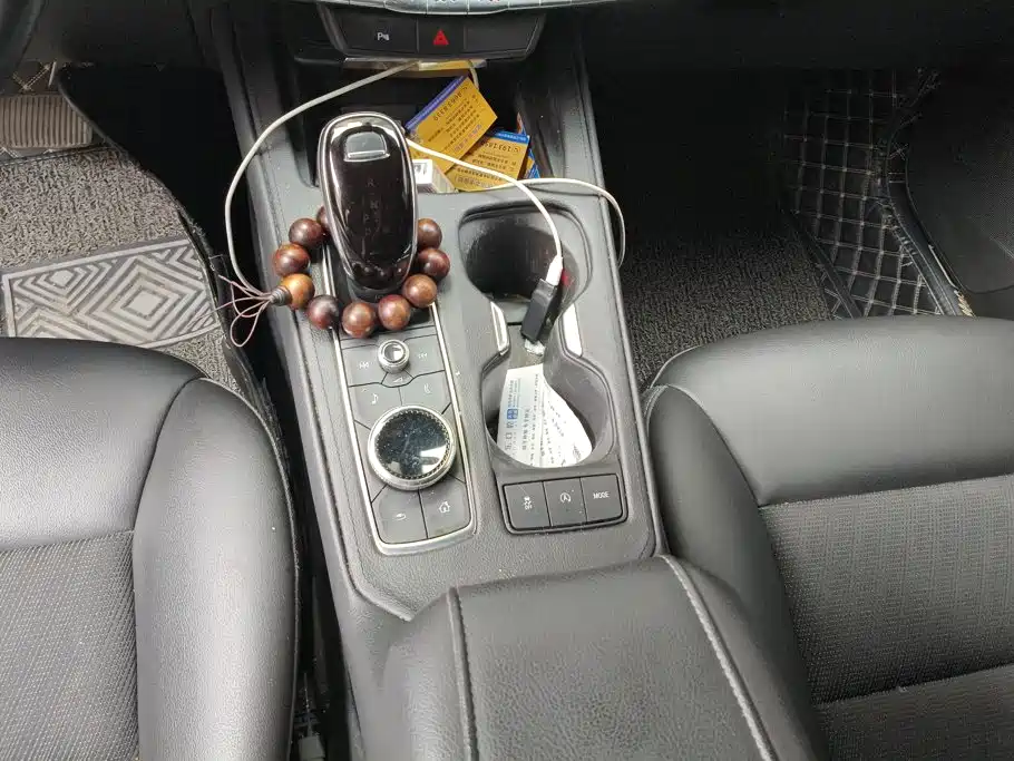 Cadillac XT4 — миниатюра 16