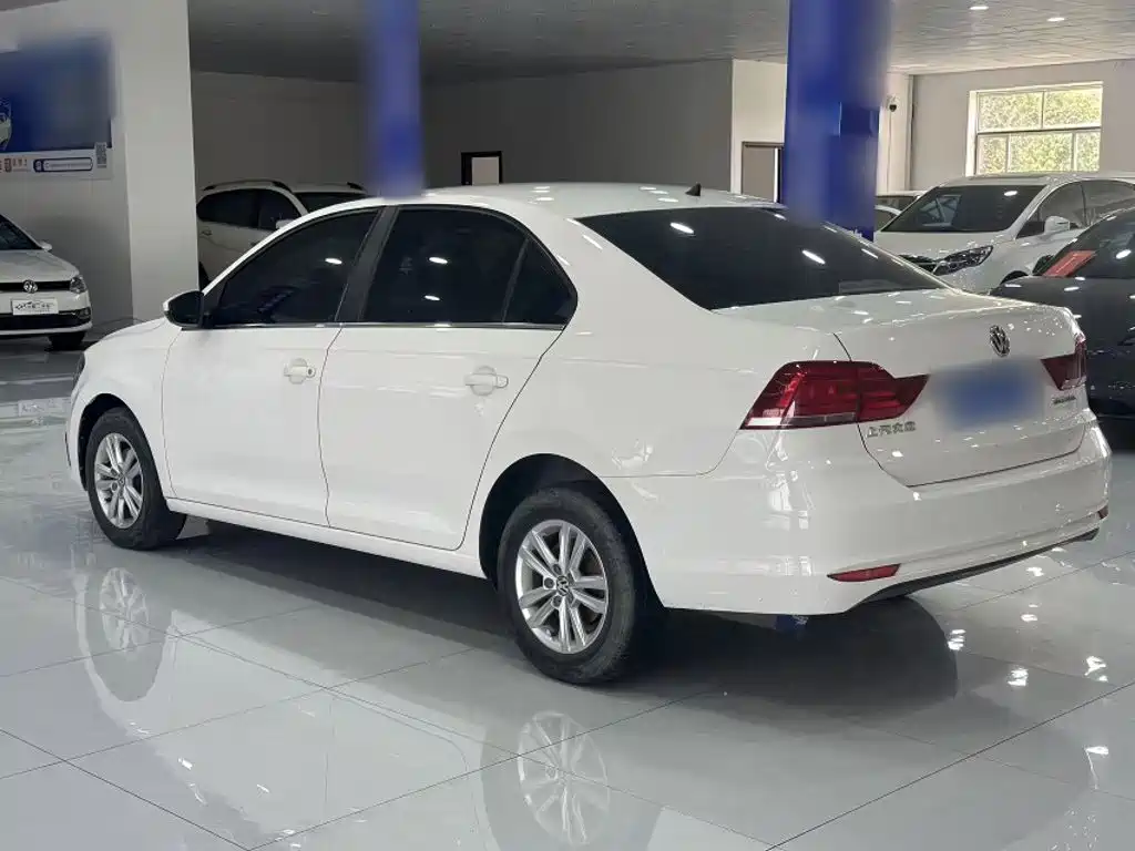 Volkswagen Santana — миниатюра 8