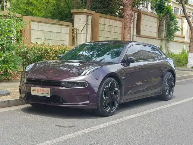 Zeekr 001