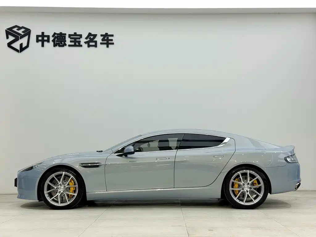Aston Martin Rapide — миниатюра 3