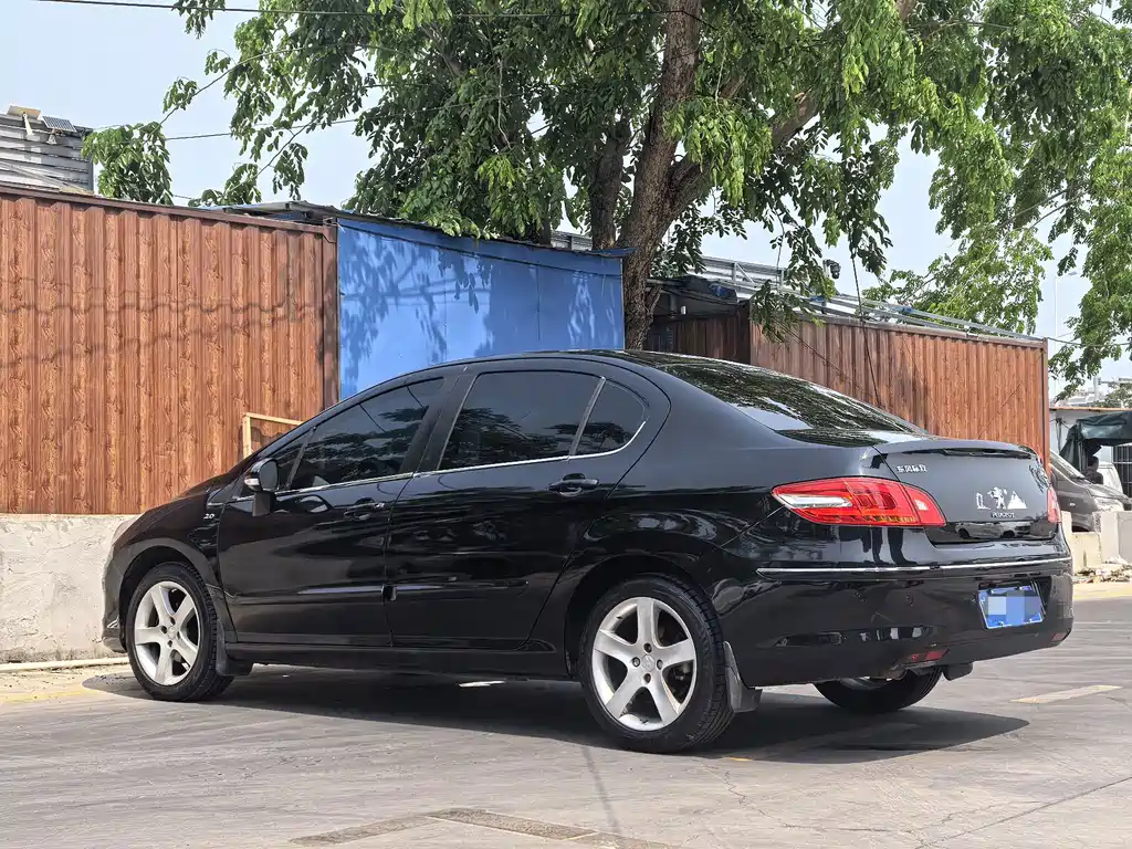 Peugeot 408 2.0L Auto Comfort Edition, фото 9