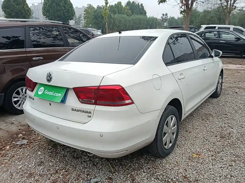 Volkswagen Santana — миниатюра 7