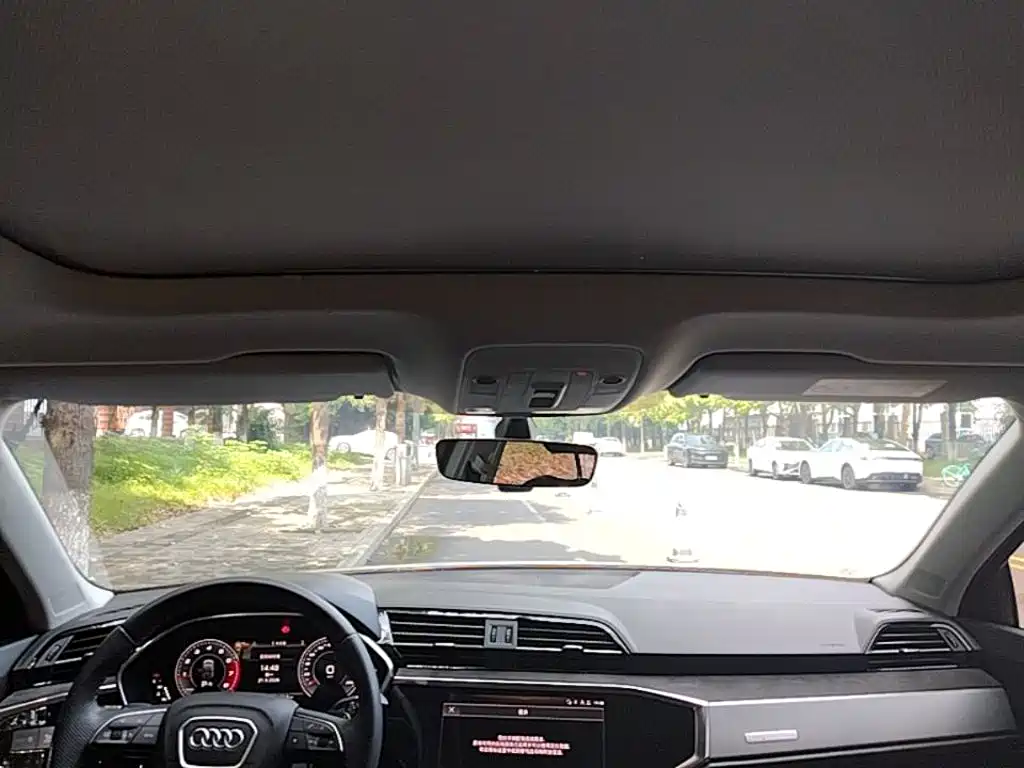 Audi Q3 Sportback — миниатюра 18