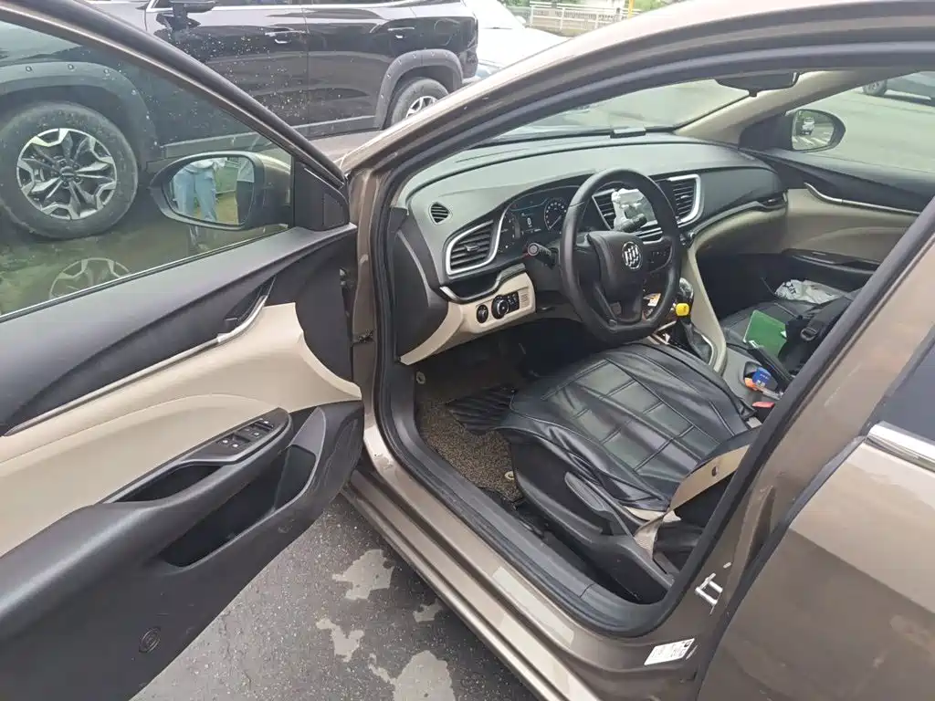 Buick Excelle — миниатюра 12