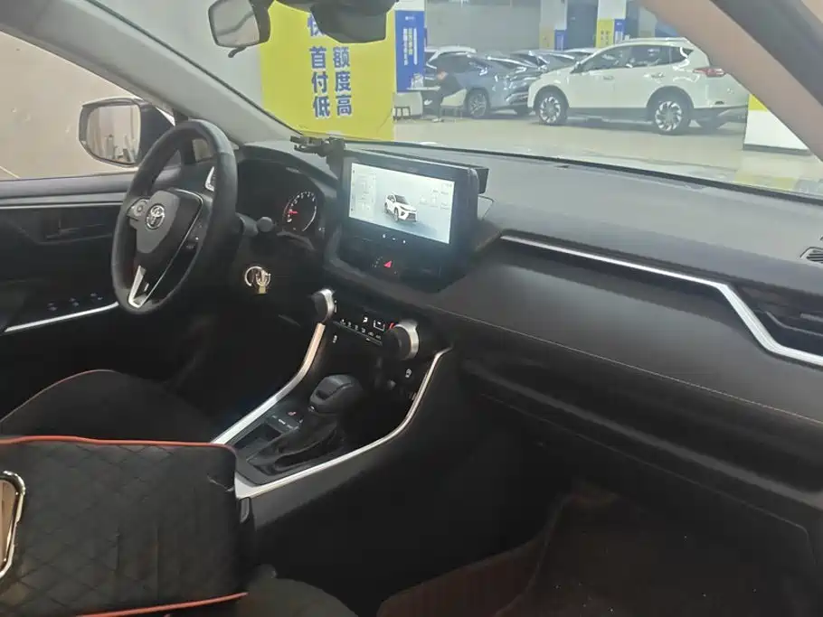 Toyota Wildlander — миниатюра 12