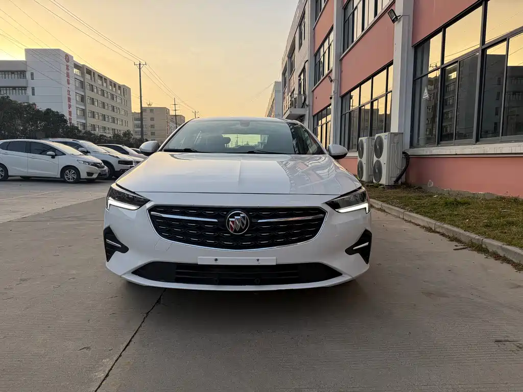 Buick Regal — миниатюра 2