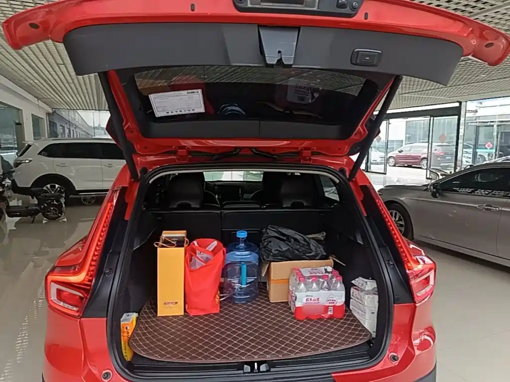 Volvo XC40 — миниатюра 19