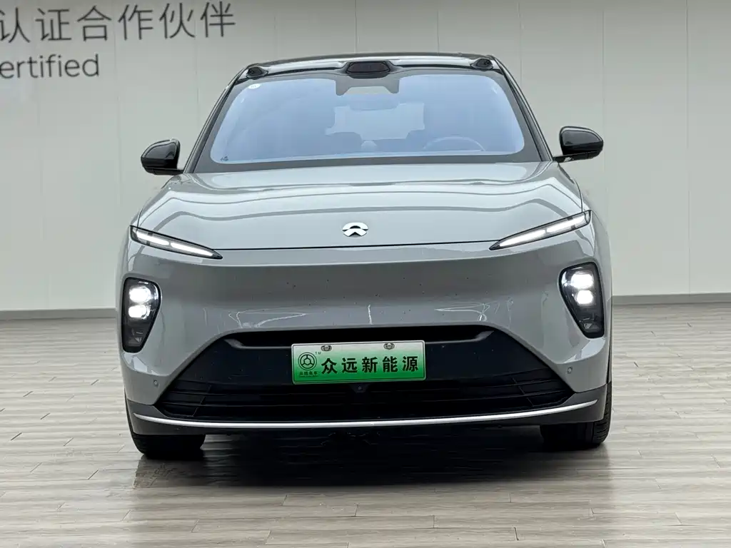 NIO ES8 2023 100kWh Executive