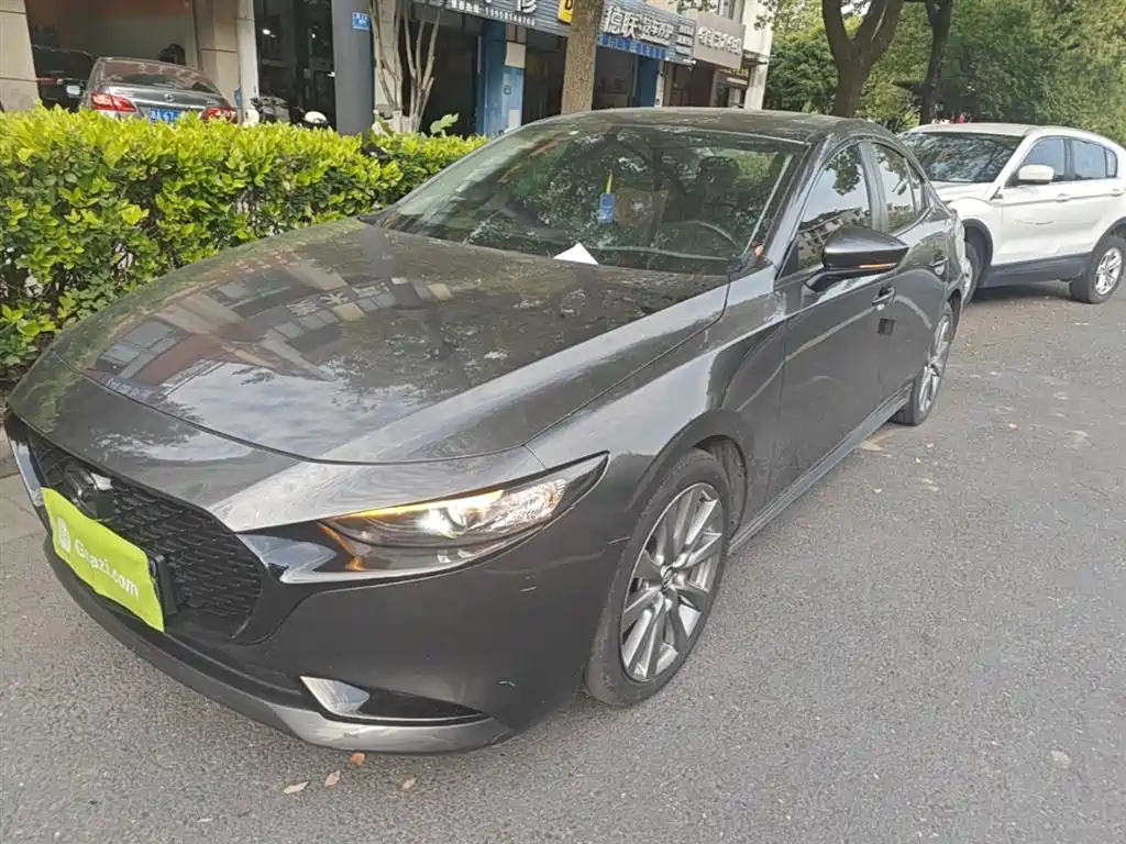 Mazda 3 Axela 2022