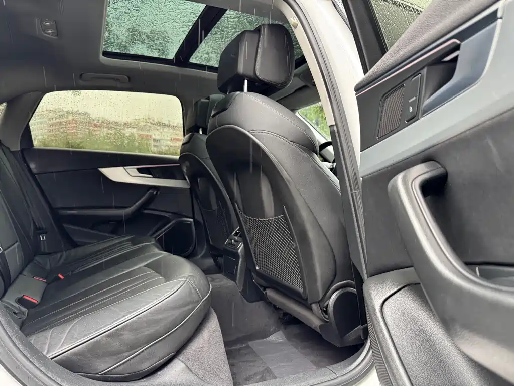 Audi A4L — миниатюра 12