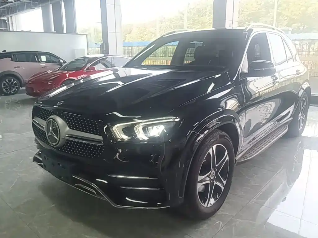 Mercedes-Benz GLE (Import) — миниатюра 2