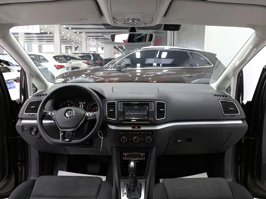Volkswagen Sharan — миниатюра 10