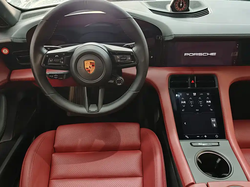 Porsche Taycan — миниатюра 15