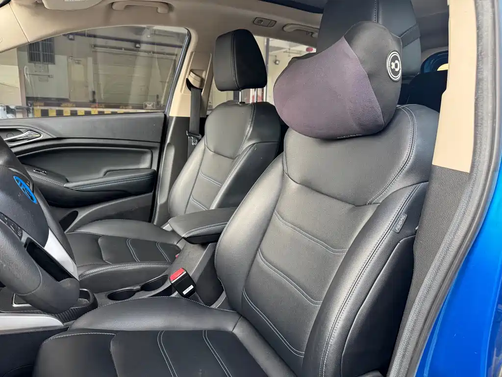 BYD Yuan EV — миниатюра 14