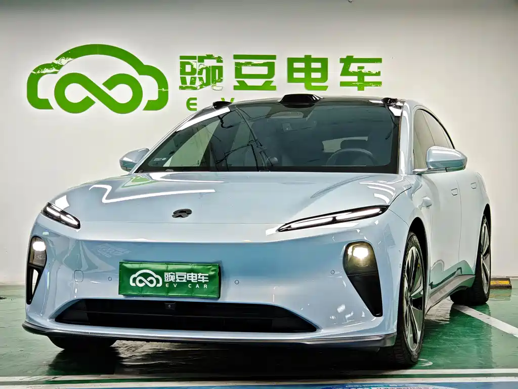 NIO NIO ET5T