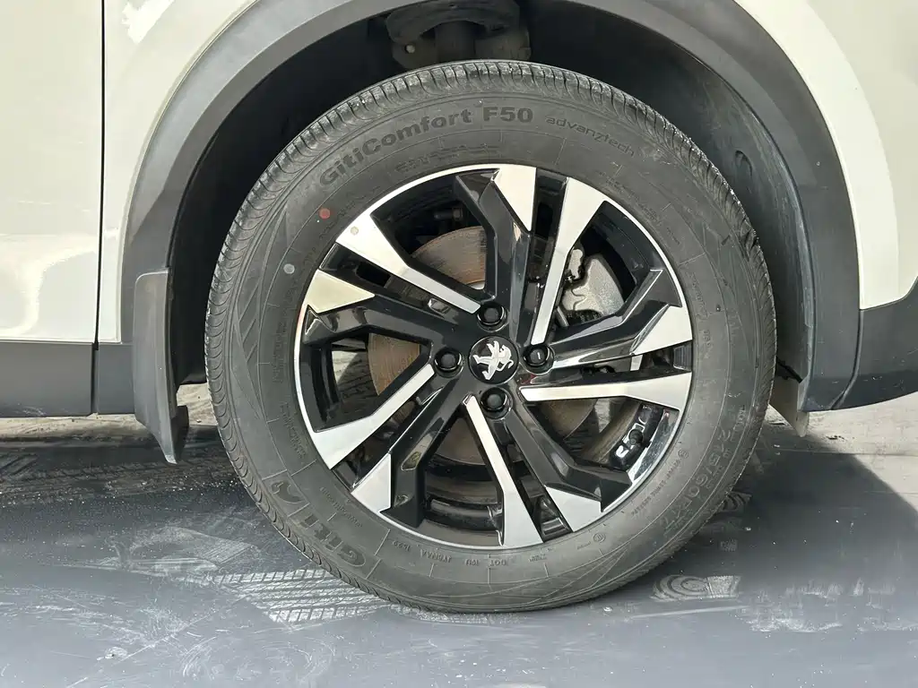 Peugeot 2008 — миниатюра 13