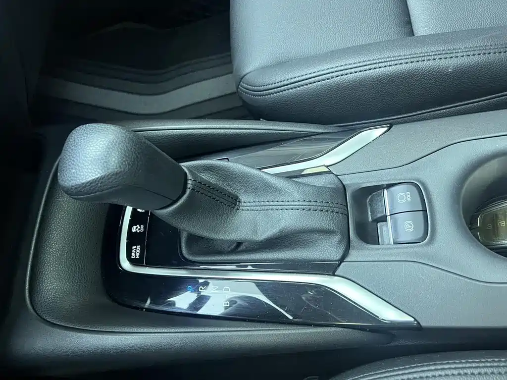 Toyota Corolla — миниатюра 10
