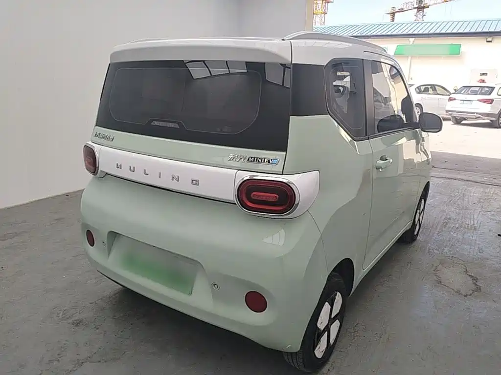Wuling MINIEV — миниатюра 7