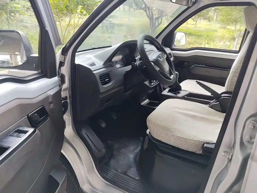 Wuling Rongguang New Truck — миниатюра 16