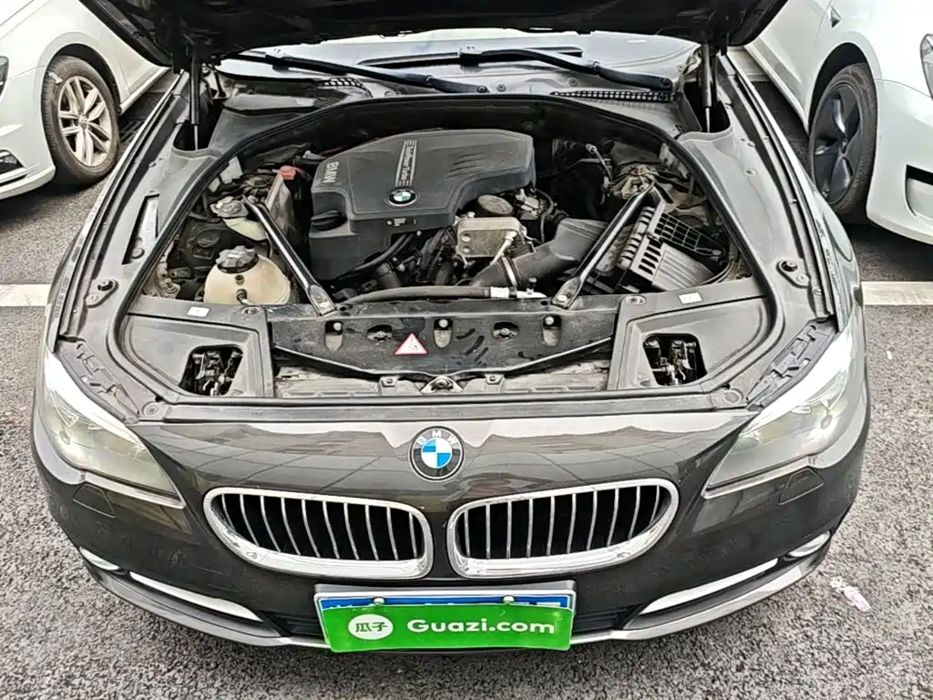 BMW 5 Series — миниатюра 20