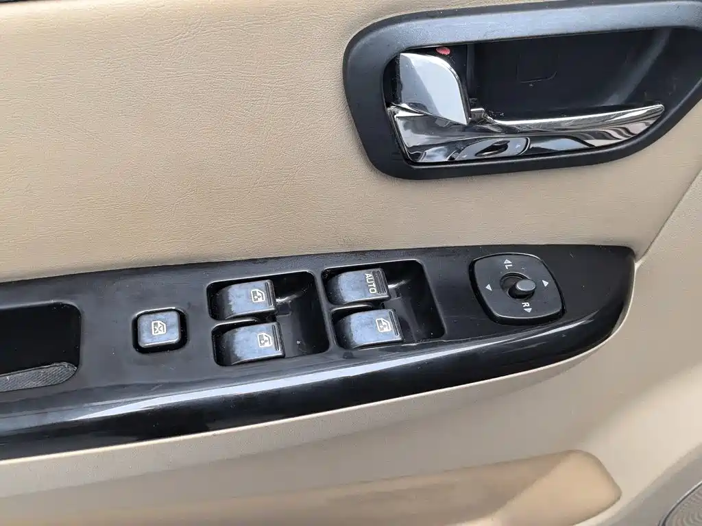 Wuling Hongguang — миниатюра 9