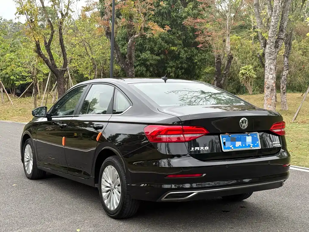 Volkswagen Lavida — миниатюра 7