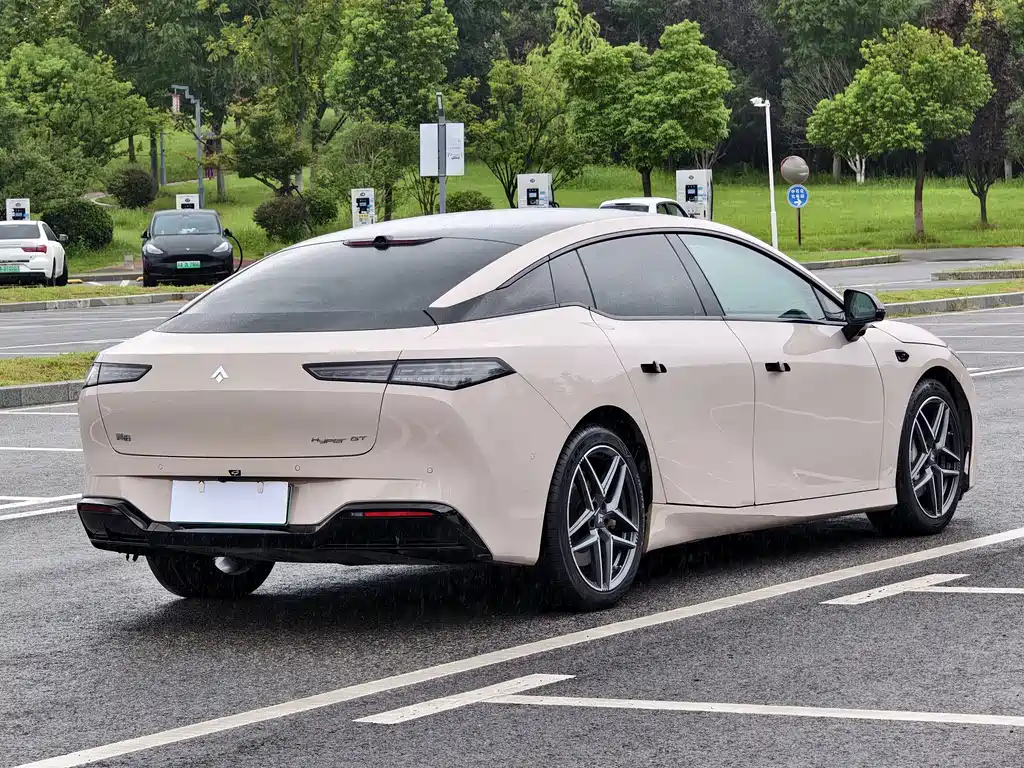 Hyper GT — миниатюра 8