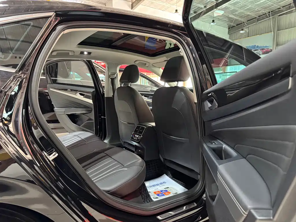 Volkswagen Passat — миниатюра 15
