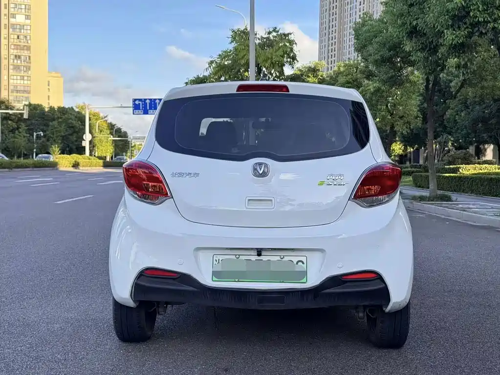 Changan Benben E-Star — миниатюра 5