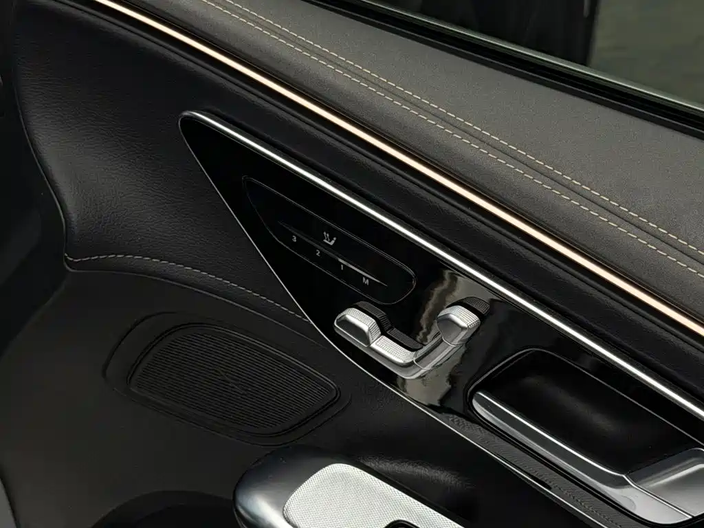 Mercedes-Benz EQE — миниатюра 12