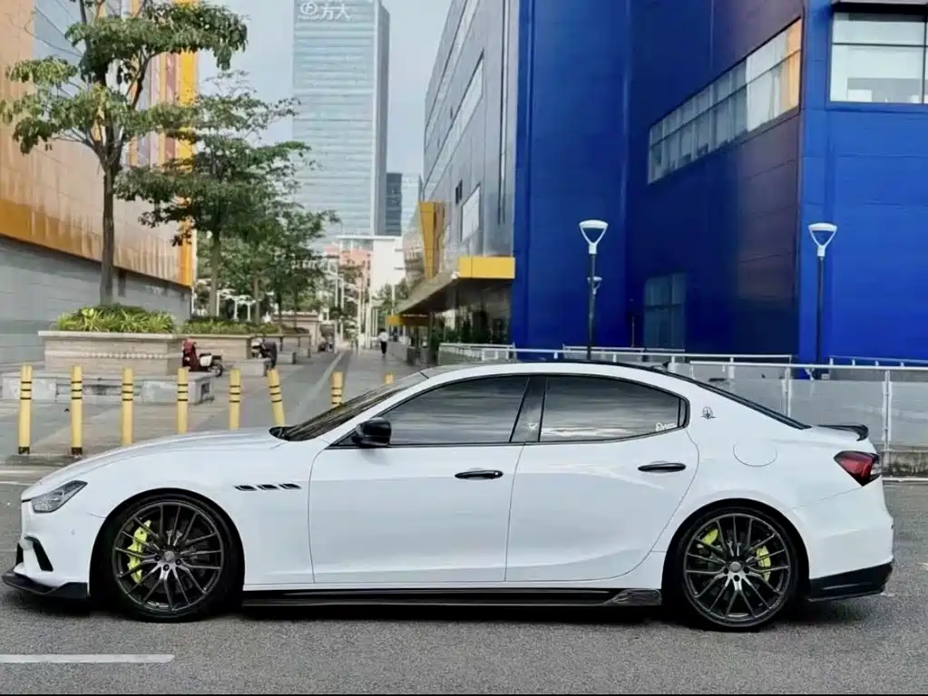 Maserati Ghibli — миниатюра 3