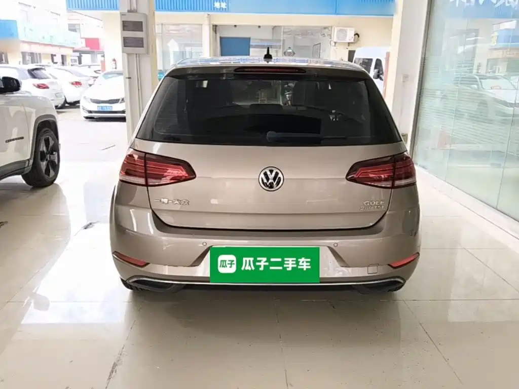 Volkswagen Golf — миниатюра 6