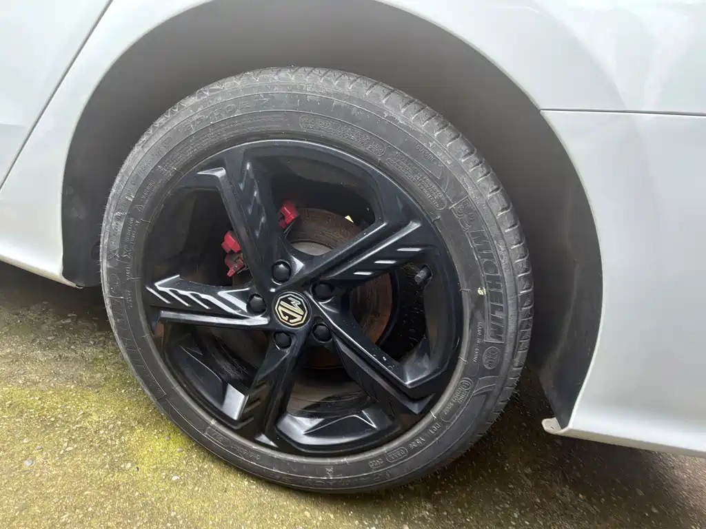 MG MG5 Scorpio — миниатюра 12