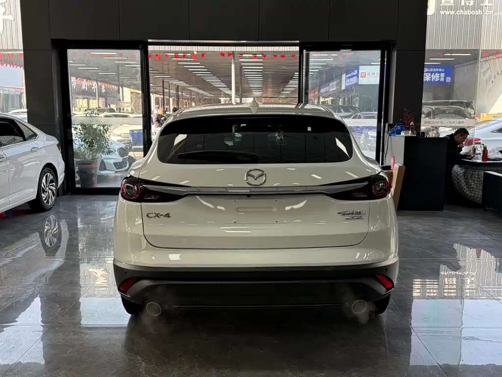 MAZDA CX 4