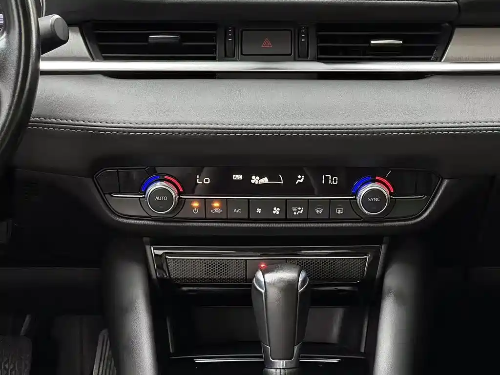 Mazda Atenza — миниатюра 11