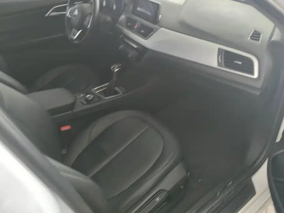 BMW 1 Series — миниатюра 8