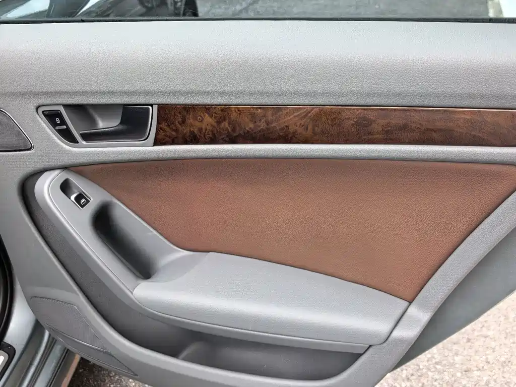 Audi A4L — миниатюра 14