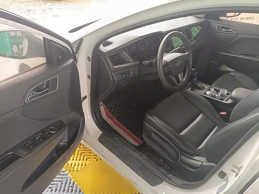 Hyundai Mistra — миниатюра 16