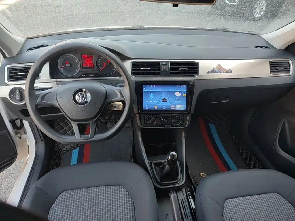 Volkswagen Santana — миниатюра 10