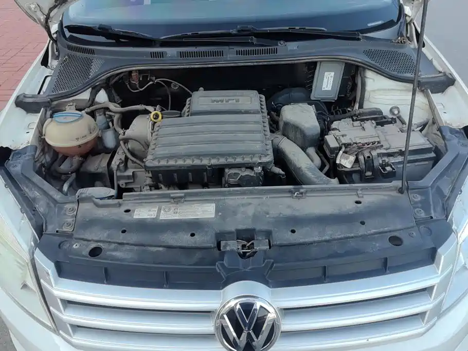 Volkswagen Santana — миниатюра 10
