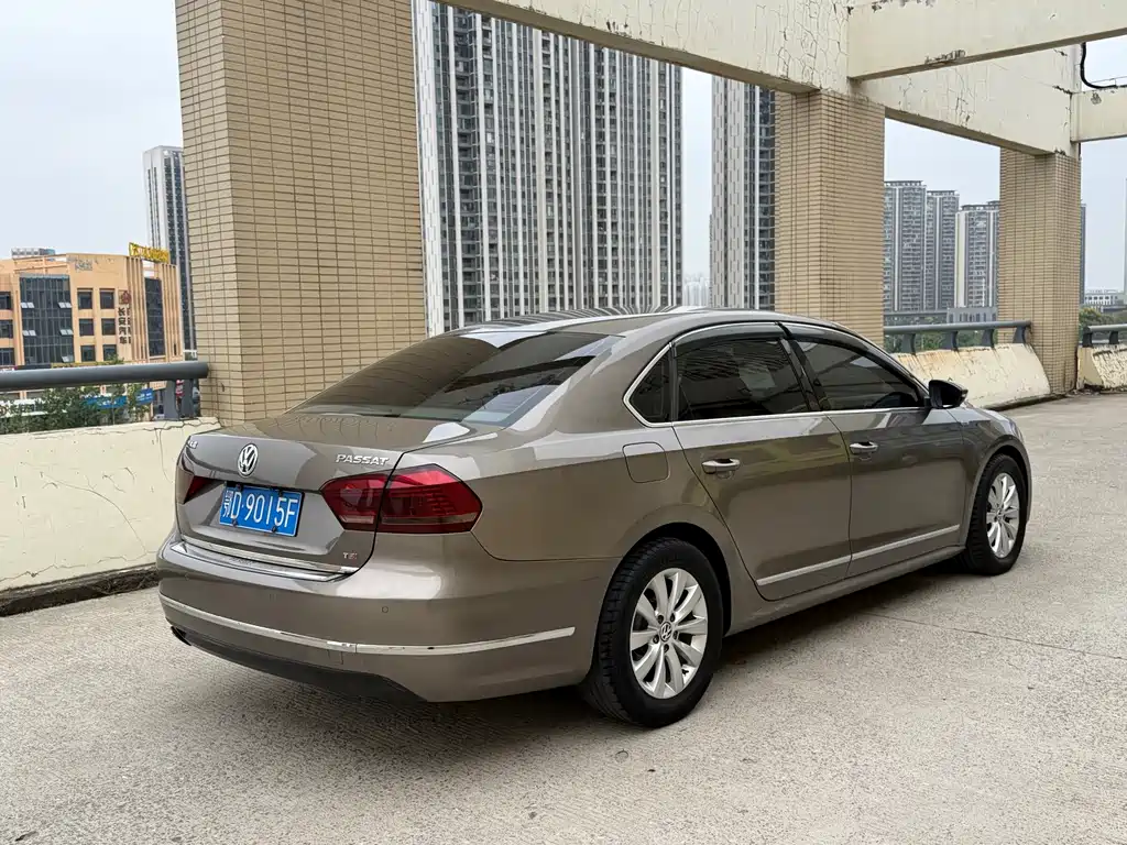Volkswagen Passat — миниатюра 14