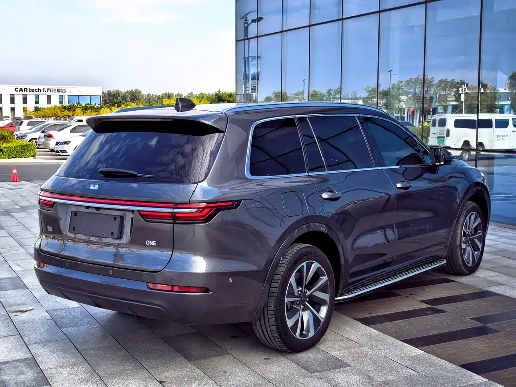 Li Auto Li ONE — миниатюра 4
