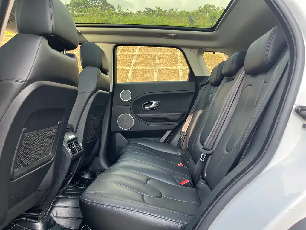 Land Rover Range Rover Evoque 2015 2.0T