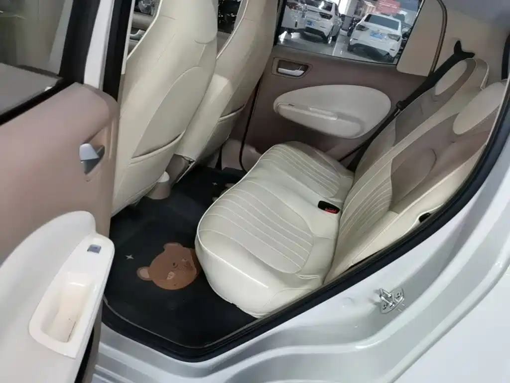 Wuling MINIEV — миниатюра 17