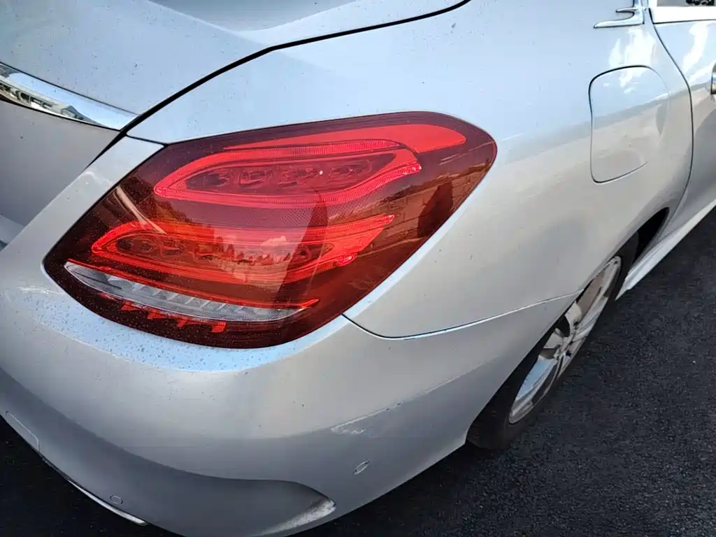 Mercedes-Benz C-Class — миниатюра 8